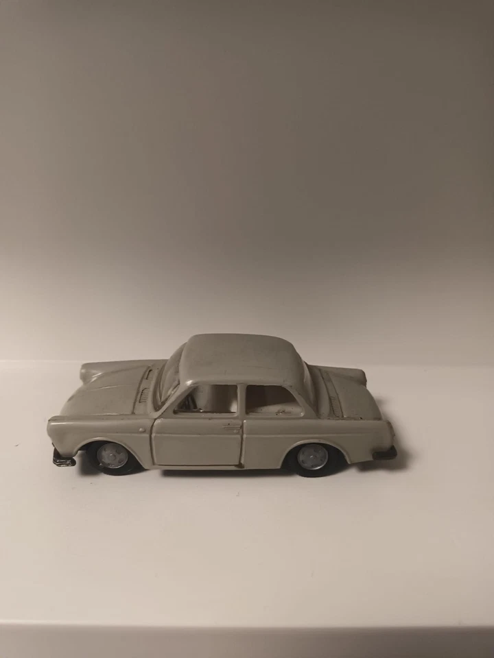 Volkswagen 1500 VW Politoys No Mebetoys Mercury Burago Polistil Hot Wheels  - Immagine 1 di 4