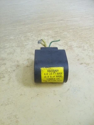 Vickers 30556 Solenoid Coil 115VAC - Image 1 of 4