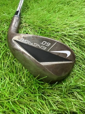 Nike Engage Raw 60 grados cuña derecha dinámica dorada cuña varilla flexible 35" Foto 1 de 4