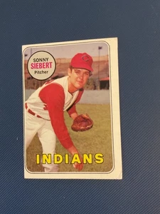 1969 Topps Sonny Siebert Card READ!! - Picture 1 of 2