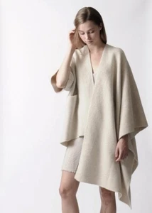 $1.1K LAUREN MANOOGIAN Peruvian Alpaca Heavyweight Cream Wrap Poncho Sweater O/S - Picture 1 of 9