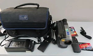 Sony Handycam CCD-TRV24E Video 8 Camcorder + Case + 2 Batteries + Charger Remote - Picture 1 of 16