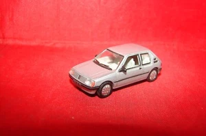 NOREV HO PEUGEOT 205 GRISE VOITURE TRAIN ELECTRIQUE - Foto 1 di 4