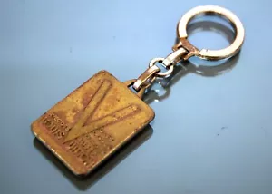 LOUIS VUITTON Malletier Depuis 1854 Llavero Accesorios Bolso Dije De Colección - Imagen 1 de 11