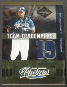 Camiseta deportiva doble Tony Gwynn 2004 Leaf Limited Team Trademarks #TT23 (70/100) Padres - Imagen 1 de 2