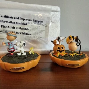 PEANUTS~It's the Great Pumpkin Collection Mummies On Parade Hawthorne Village - Picture 1 of 5