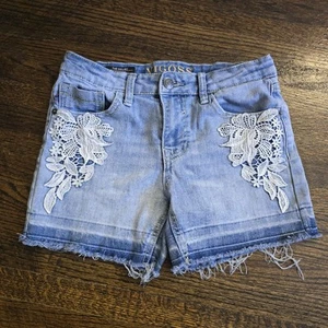 Vigoss The Malibu Jean Shorts Girls sz 14 Low Rise Lace Pocket Denim Light Wash - Picture 1 of 10