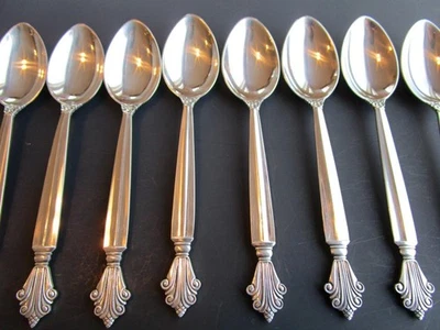 PRECIO POR 1* CUCHARADITA CUBIERTOS ACANTHUS POR GEORG JENSEN ESTERLINA COMO NUEVA-5 3/4" Foto 1 de 4