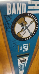 Tedeschi Trucks Band *SIGNIERT* 2019 Tour Wimpel - Bild 1 von 5