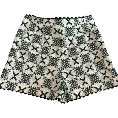 Pantalones cortos Zara crema/verde, texturizados/estampados, cintura alta - S(26) Foto 1 de 4