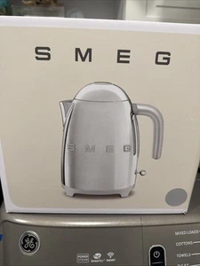 SMEG Retro Style Aesthetic Electric Kettle - Stainless Steel (KLF03SSUS) - Picture 1 of 2