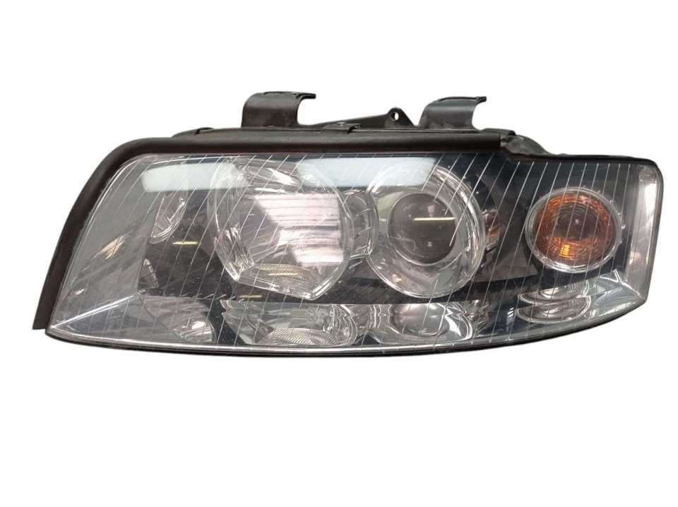 Faro izquierdo AUDI A4 (8E2, B6) 1.9 TDI 8E0941029C Foto 1 de 4