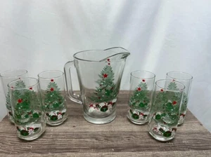 VTG Crisa Holiday 7 Piece Beverage Set, 6 12oz. Glass Tumblers & 1 Pitcher - Picture 1 of 6