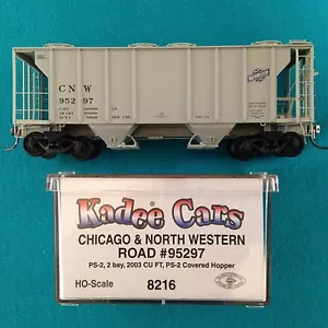 8216 Kadee HO Chicago & North Western Covered Hopper CNW new - Picture 1 of 1