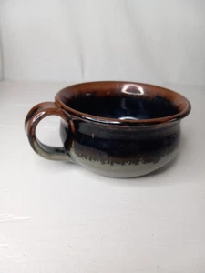 Vintage Black And  Sage Studio Pottery Soup Bowl with Handle Across Marked KERRY - Foto 1 di 8