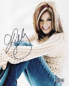 Kelly Clarkson YOUNG American Idol Autographed Signed SEXY 8x10 Photo Beckett