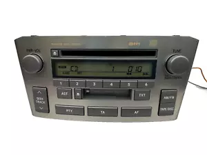 W53901 Toyota Avensis Stereo Radio CD Cassette Player Silver 86120-05080 2003-08 - Picture 1 of 11