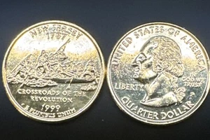 1999 P & D 25c New Jersey State Quarters 24k Gold Plated Clad Uncirculated - Picture 1 of 2