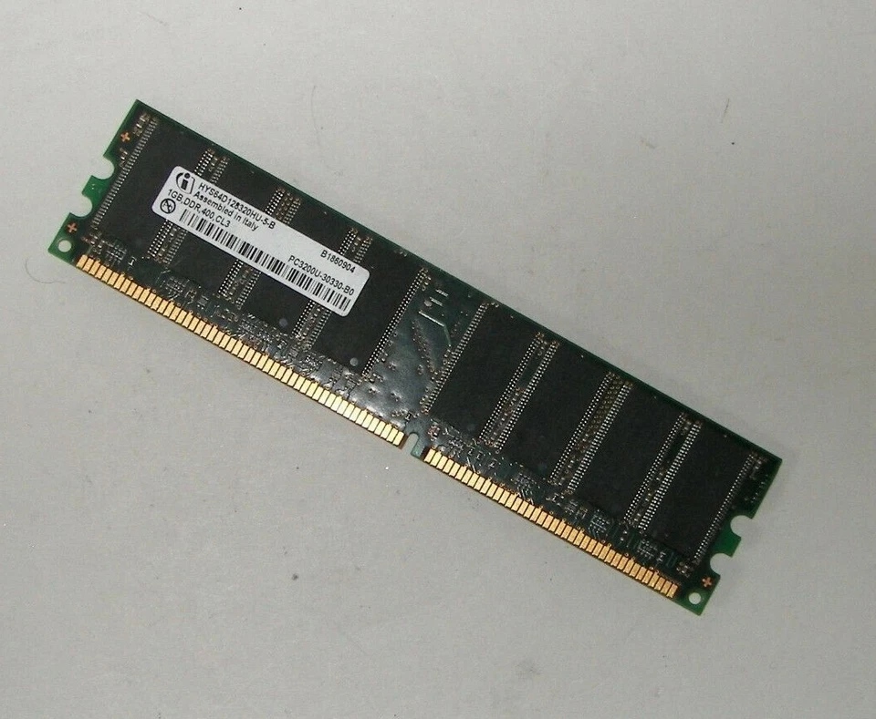 Infineon HYS64D128320HU-5-B 1GB DDR Non ECC PC-3200 400Mhz Memory - Image 1 of 1