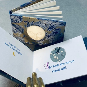 MOON TRICK Miniature Book, Carl Sandburg Poem, Rebecca Press 2020, Ltd Ed. of 18 - Picture 1 of 8