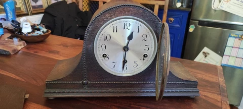Fontenoy chiming mantel clock 16/163 40. Not working. French Mechanism Cover
