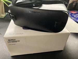 Samsung Oculus Gear VR SM-R323 Great Condition Blue Black Colour (2016) - Picture 1 of 8