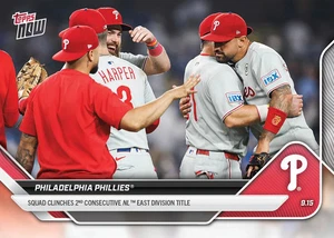 2025 Topps Now #717 Philadelphia Phillies Squad Clinches 2nd Consekutive NL East - Bild 1 von 2