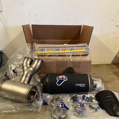 Z2 NEW  Ducati Racing Silencer Sport Line DP1 Scrambler V20B D219 OEM 96482221AA - Image 1 of 4