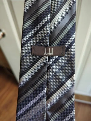 Corbata de seda Dunhill para hombre Foto 1 de 3