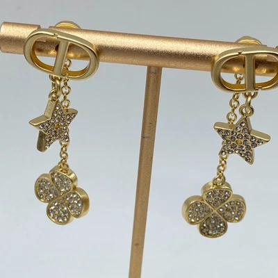 pendientes dior Foto 1 de 4
