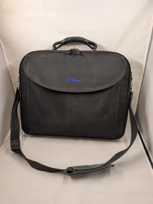 Estuche de transporte para computadora portátil Dell de 15 pulgadas con correa para el hombro Foto 1 de 4
