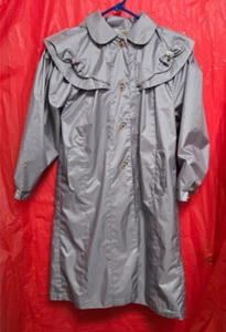 VTG? F. W. Fischer Outer Wear Girls M (10-12) Hooded Long Jacket Raincoat Lilac - Picture 1 of 17