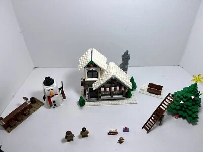 LEGO Christmas: Winter Toy Shop 10199 (2009) + Snowman 40093 + bar. - Image 1 of 4
