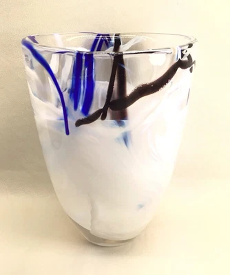 Jarrón de vidrio artístico grueso remolino blanco azul negro Suecia Kosta Boda 7,5" - 6,62 libras Foto 1 de 4