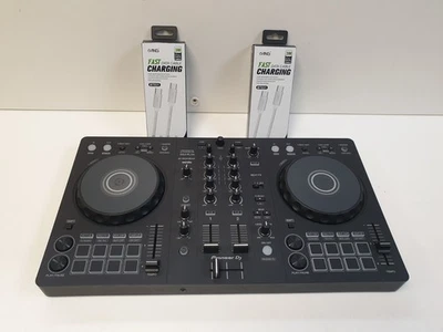 Pioneer DJ DDJ-FLX4 Double Deck Controller - Black - Image 1 of 4