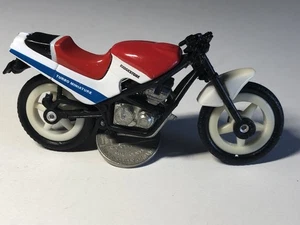 Motorrad Honda 3 Zoll 2012 ? Markenlos 1/64 Diecast Kunststoff gebraucht lose - Bild 1 von 4