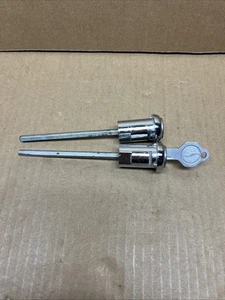 1960s Studebaker Exterior Door Lock Assembly With 1 Key - Picture 1 of 7