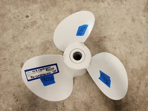 RE-CONDITIONED COUNTER ALUMINUM 14" X 19P VOLVO PENTA PROP, 17 SPL SHORT, P9223 - Picture 1 of 12