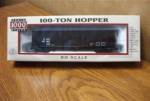 LIFE-LIKE PROTO 1000 SERIES B&O 100-TON HOPPER CAR #82541 HO SCALE - Picture 1 of 1