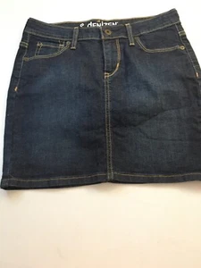 LEVIS JEANS MINI-SKIRT,SZ 2, SEXY LOW-WAIST,Slenderizing Dark Wash DenimStretch - Picture 1 of 7
