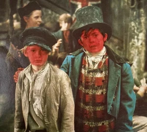 Vintage 1968 Columbia Pictures Souvenir Book of The Movie Oliver - Picture 1 of 7