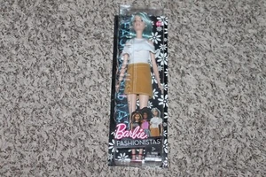 BARBIE FASHIONISTAS BLUE BEAUTY #69 BRAND NEW - Picture 1 of 1