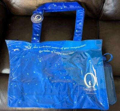 Bolso de Mano Cirque Du Soleil Bellagio Las Vegas Azul Impermeable con Botella de Agua Nuevo con Etiquetas Foto 1 de 4