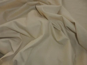 Vlies wie Filz, f. Unterpolster, Spannstoff, etc.,5 lfm x Br. 187cm, beige, € 25 - Bild 1 von 1