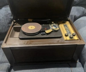 Combo radio fonógrafo Silvertone 8085 1949, grabadora de cables ver video - Imagen 1 de 21