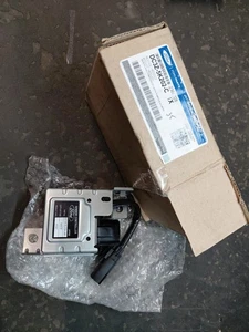Ford DC3Z-5K202-K nox Module NEW OEM - Picture 1 of 5