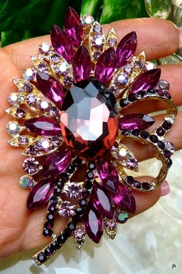 HUGE PURPLE GLASS AB RHINESTONE FUCHSIA ACRYLIC NAVETTE FLORAL BROOCH PENDANT! - Image 1 of 4