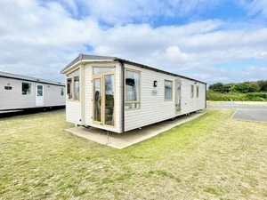 HOUSE - Picture 1 of 1