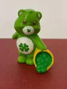 Vintage 1983 ❤ CARE BEARS ❤ Good Luck Bear with Basket - Mini PVC Figure - Picture 1 of 3