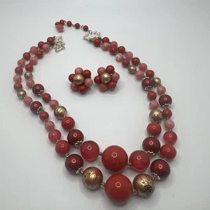 Vintage Perlenkette und Ohrclips Set zwei Ständer rot rosa goldfarben - Bild 1 von 6